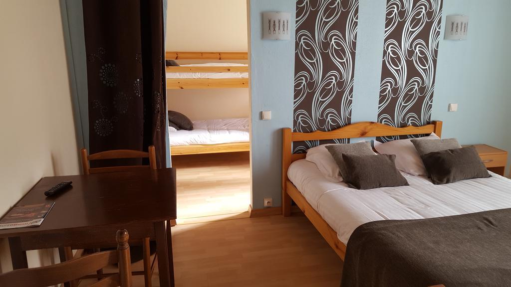 Hotel O Fil De L'O Marseillette エクステリア 写真