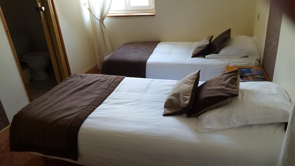 Hotel O Fil De L'O Marseillette エクステリア 写真