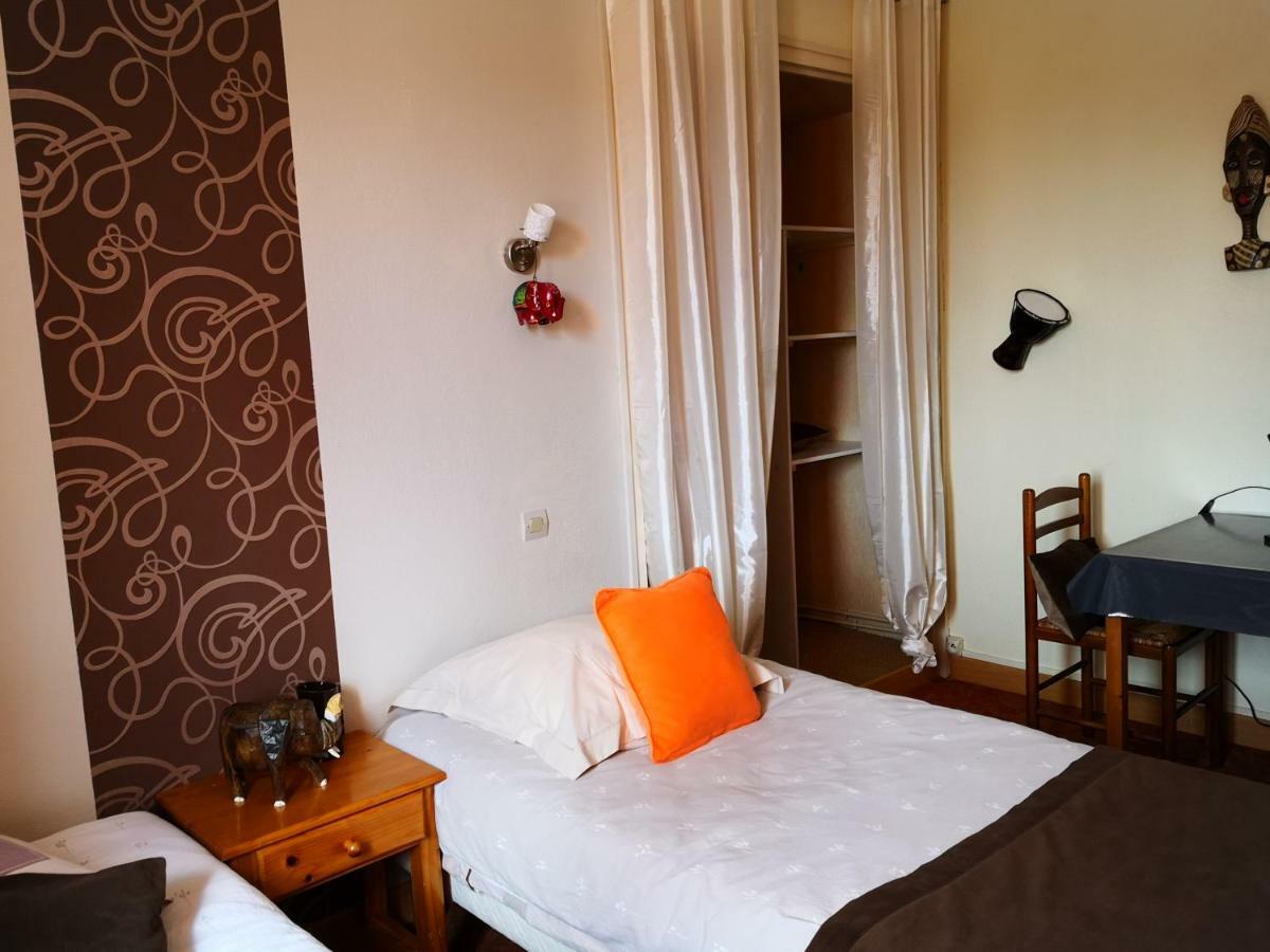 Hotel O Fil De L'O Marseillette エクステリア 写真